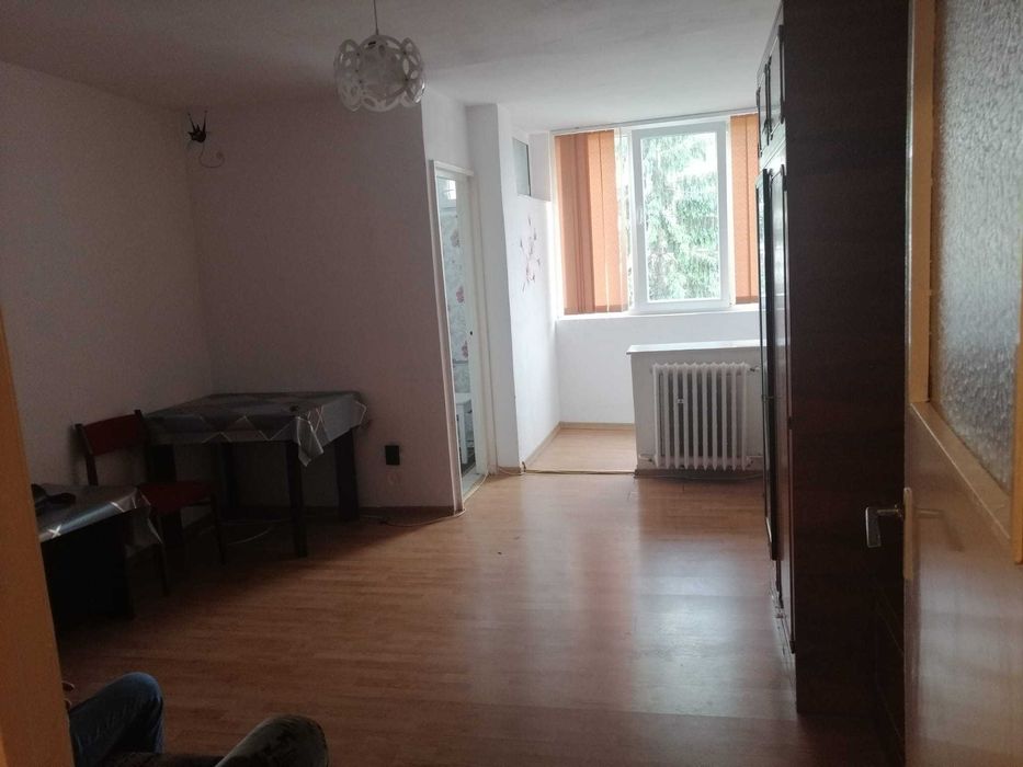 Închiriere garsonieră