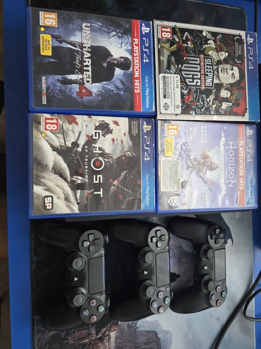 Playstation 4 pro 1 tb perfect functional