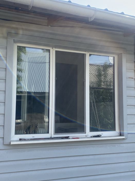 Продам пластикове окно