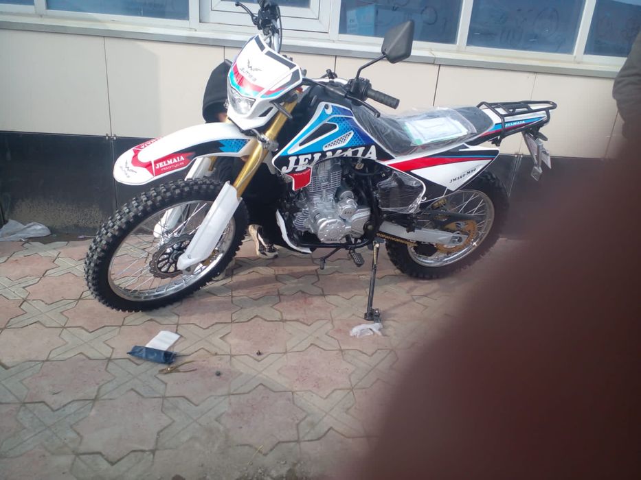 2 мотоцикл сатылады