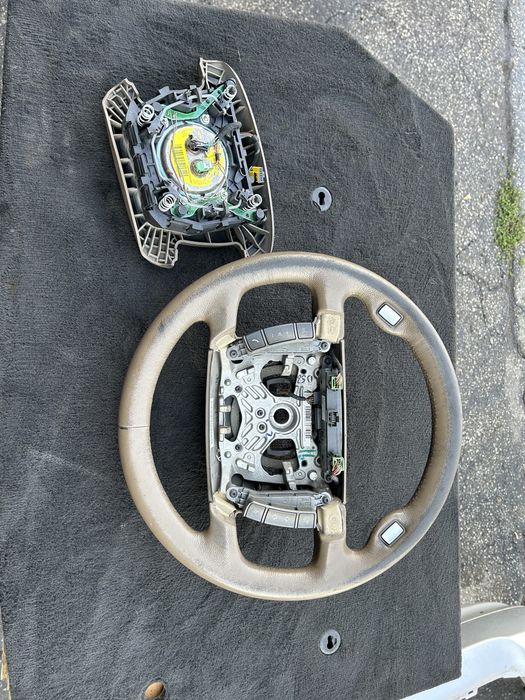 Волан БМВ Е65 за боя 7 серия