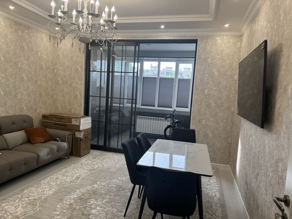 Сдаётся 3-комнатная квартира в новостройке с новым ремонтом!