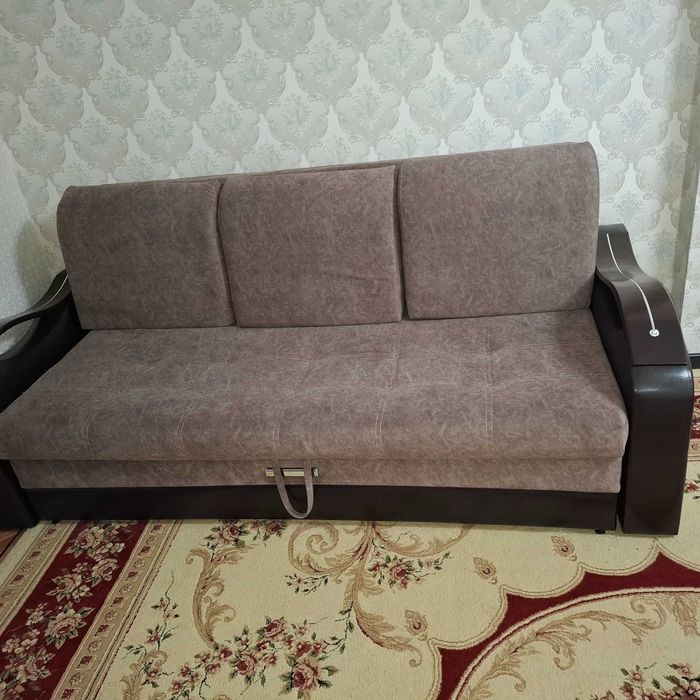 Продам диван, гостевой