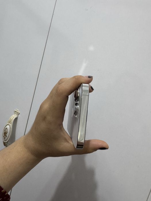Iphone 14pro max srochna sotiladi