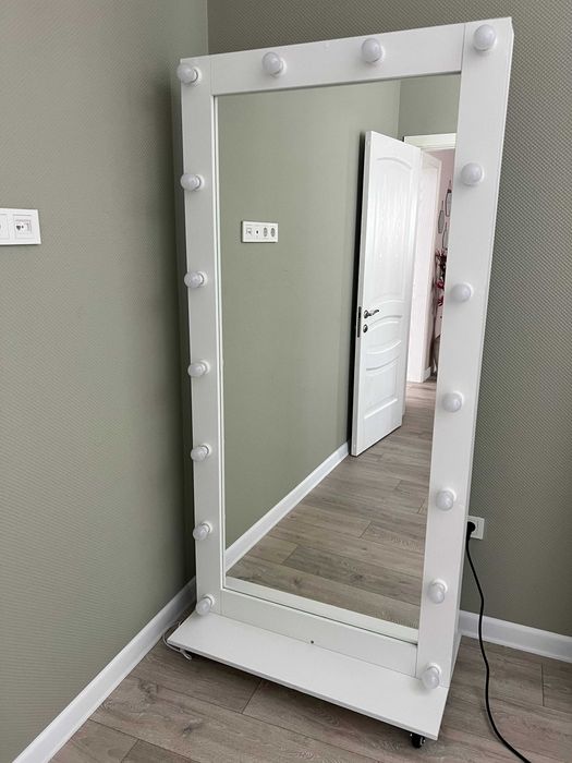 зеркало напольное