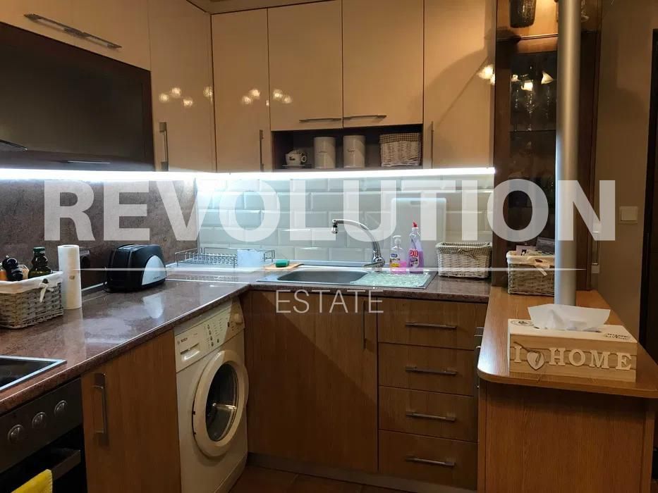 Дава се под наем Двустаен апартамент в Варна, Гръцка махала - 53 кв.м за 600 € - Снимка #3