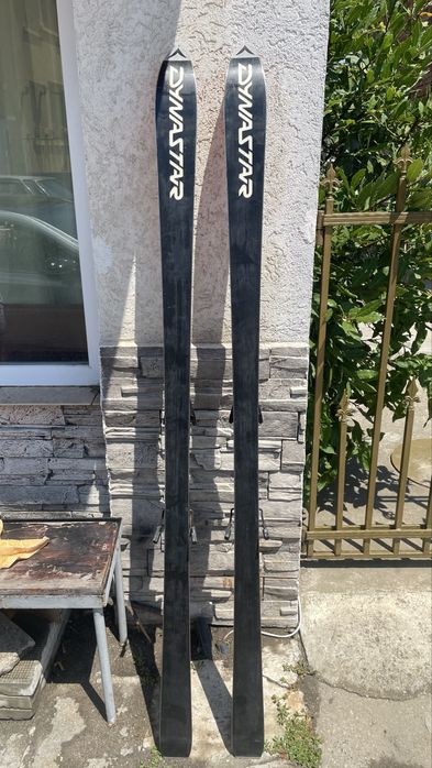 Ски 2 броя добро състояние