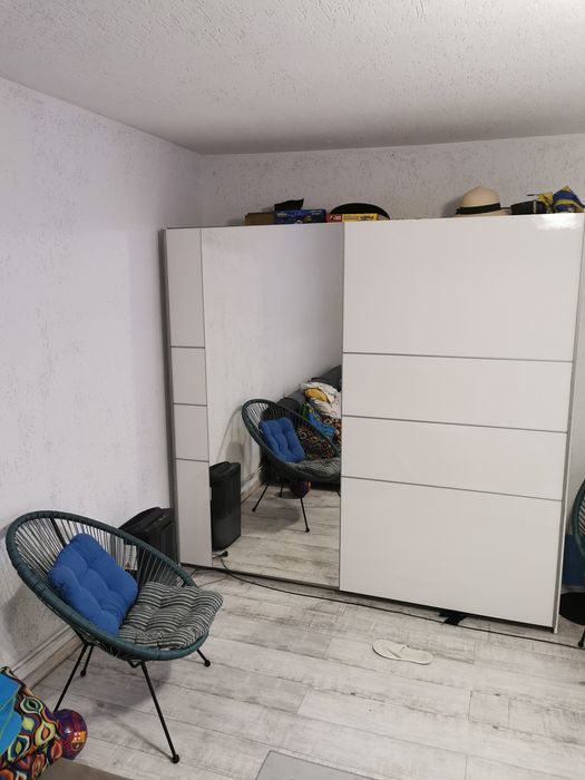 Dulap Melvele alb lucios oglinda