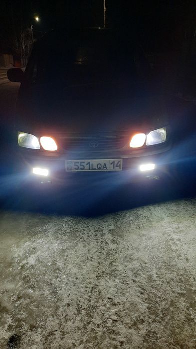 Продам  Эстима Эмина