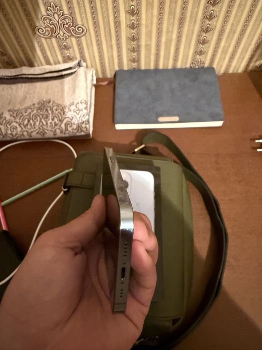 Продам Айфон 13 про 256ГБ