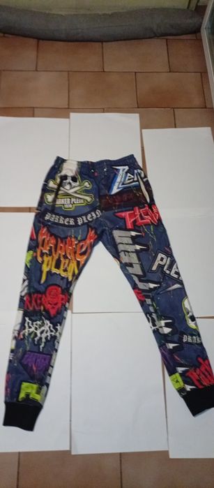 Gucci Екип Екипи и Шапки