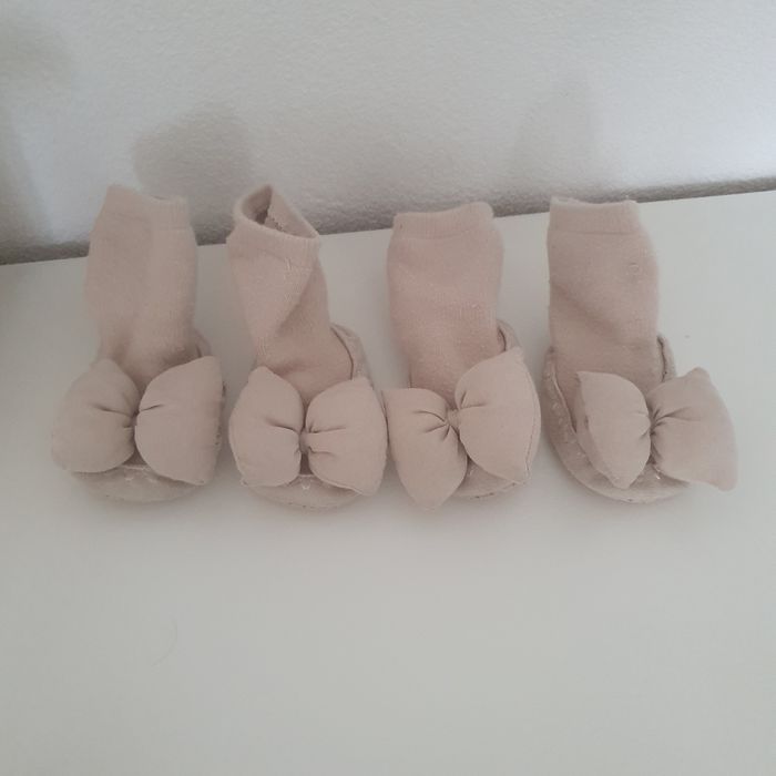 Кокетни бебешки обувки тип чорап