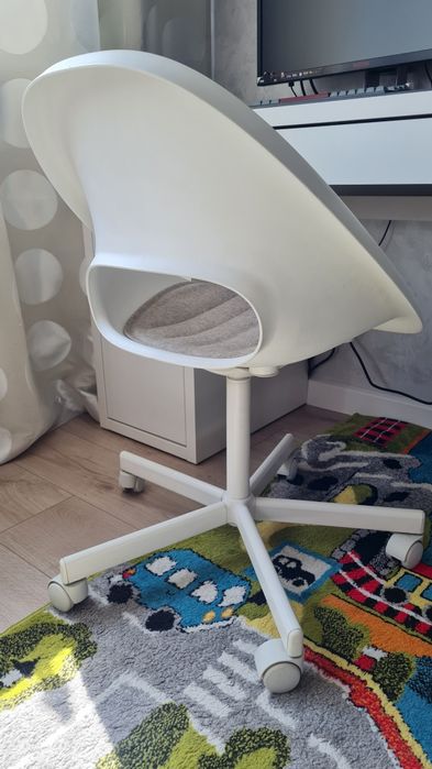 Стол+стул икеа продам