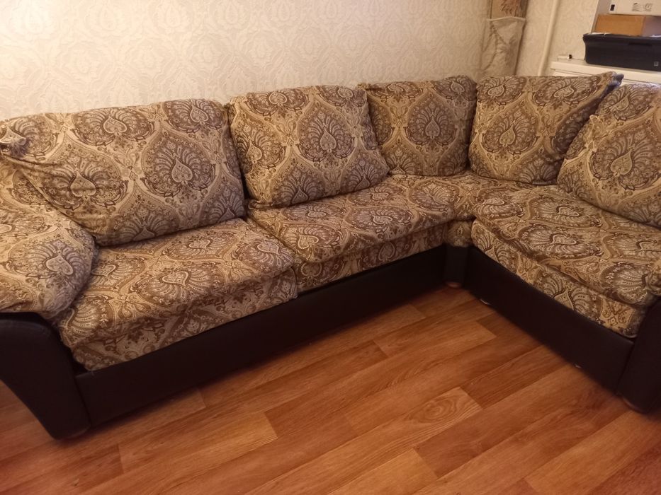 Продам мягкий уголок