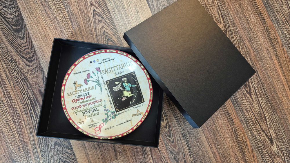 Сувенирная тарелка "Стрелец" 21см Италия.