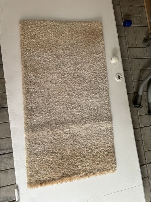 Продам два не больших ковра