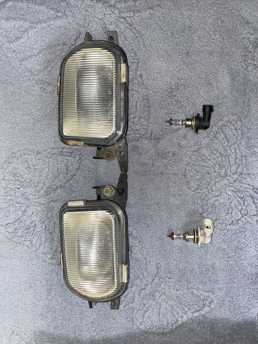 Продам туманки на Мерседес цешка w202 203