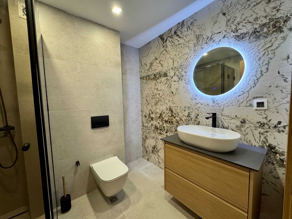 Дава се под наем Тристаен апартамент в София, 7-ми 11-ти километър - 130 кв.м за 1895.16 € - Снимка #16