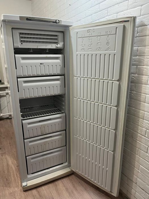 Морозильник indesit