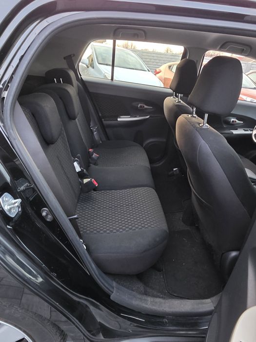 TOYOTA chr URBAN CRUISE AN 2012 MOTOR 1,4 BENZINA Posibilitatea rate