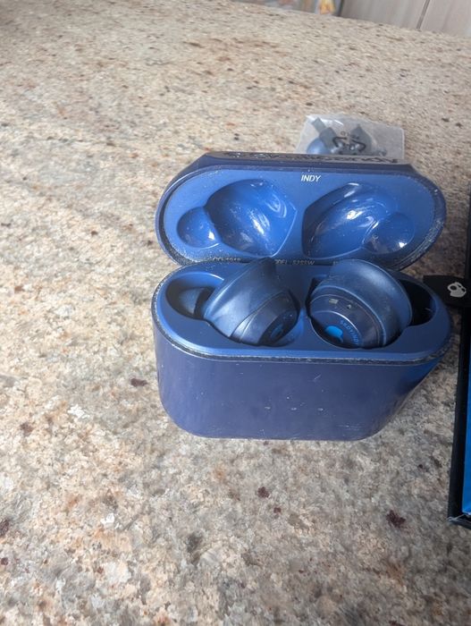 Skullcandy Indy true wireless earbuds слушалки