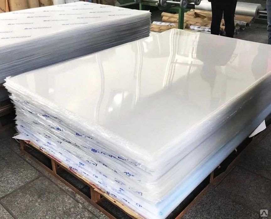 Orgsteklo (pleksiglas) sotiladi | Sifatli va shaffof