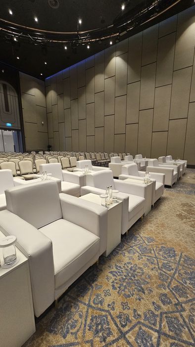 Аренда кресло . Журнальный стол . Прокат кресла диван  Стол стул