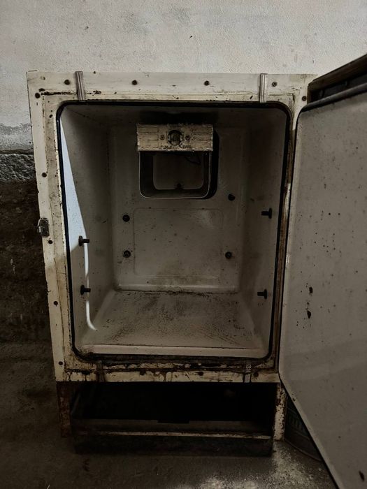 Холодильниклар б/у.