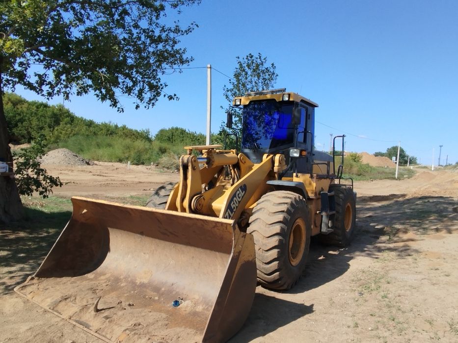 погрузчик фронтальный погрузчик ковшовый