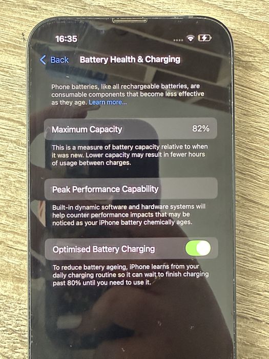 iPhone 14, 256 gb, 82% sănătatea bateriei