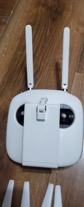 Продаю пульт управления на dji phantom advanced