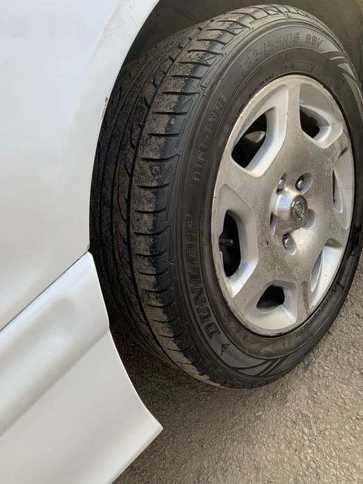 Продам резину Dunlop лето комплект