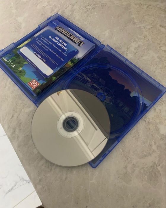 Диски на ps5-4 , диски очень хорошые акууратно пользовон , обмен есть!