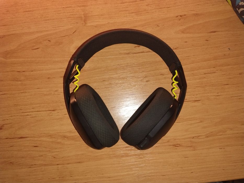Продавам Logitech g435