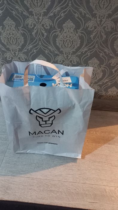 Ботинка от фирмы Hoka