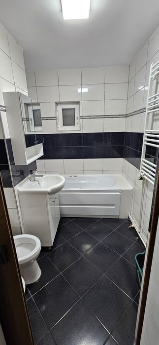 Inchiriere Apartament 2 camere et. 1 din 4, Unirii Sud