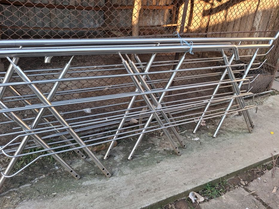Vând balustrada de inox