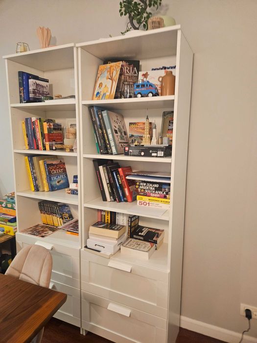 Vand biblioteca alba