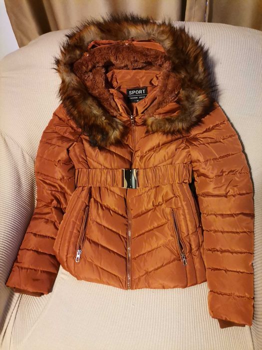 Geaca noua, marimea M