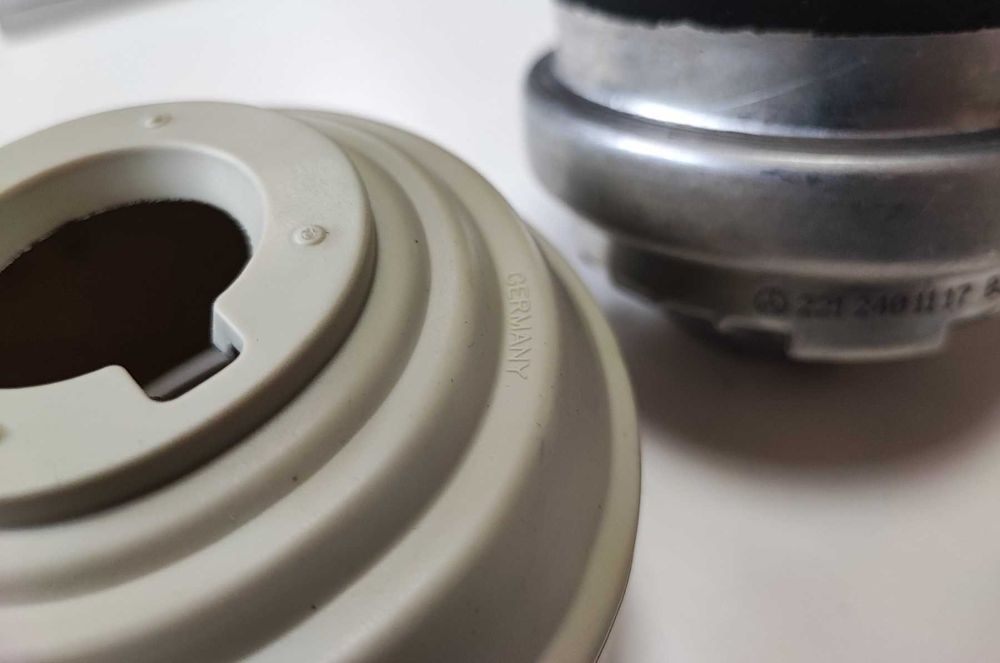 Оригинални тампони за двигател Мерцедес. w221 w211 w212 w204 w203 и др