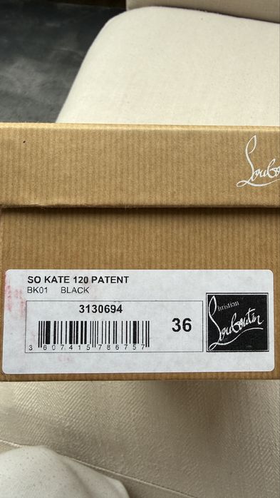 Christian Louboutin - оригинални обувки