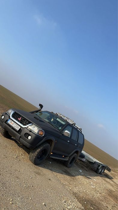 MITSUBISHI Pajero 2004 — imagine 3