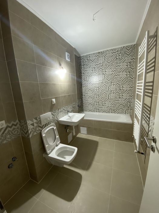 Inchiriez apartament cu 2 camere Maurer Residence