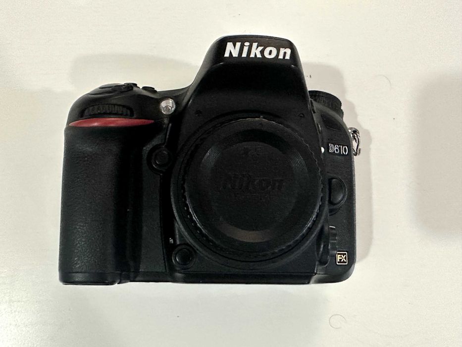 Nikon D610 Body Full Frame FX – Stare Foarte Bună
