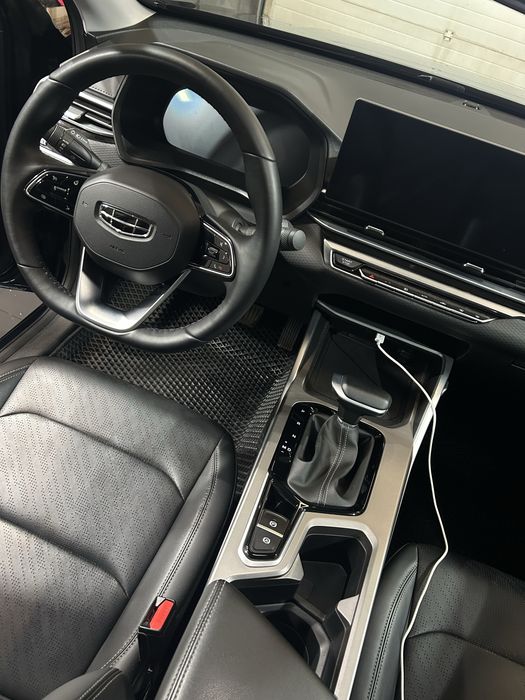 Geely Emgrand Flagship 2024