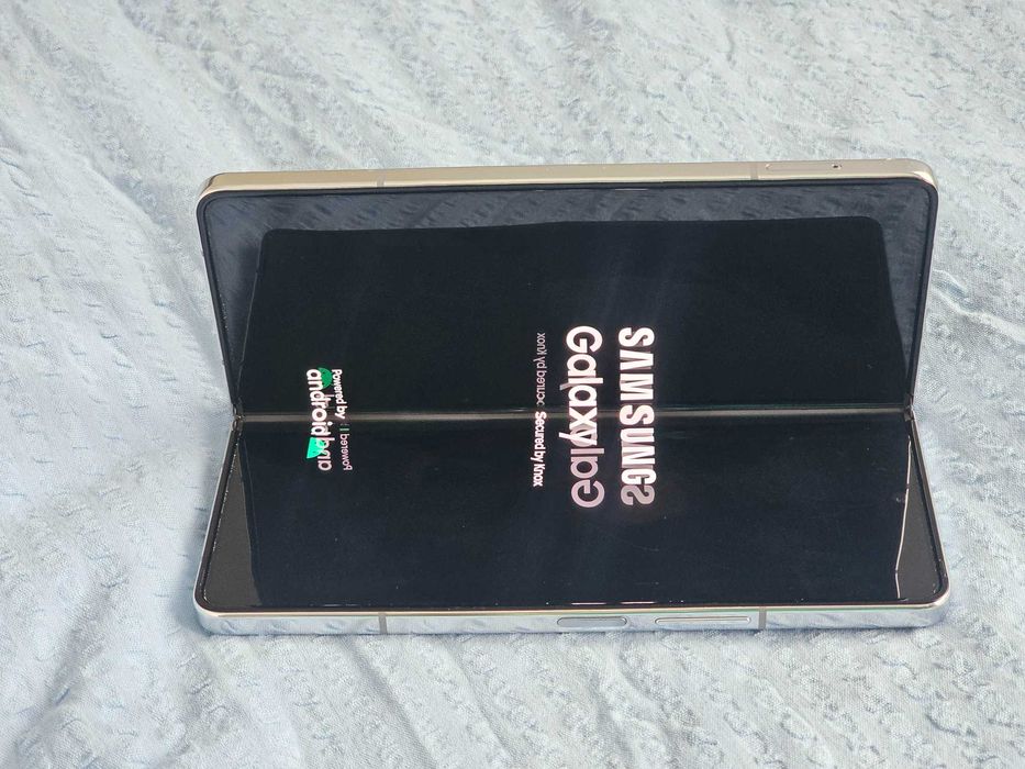 Samsung Z Fold 5