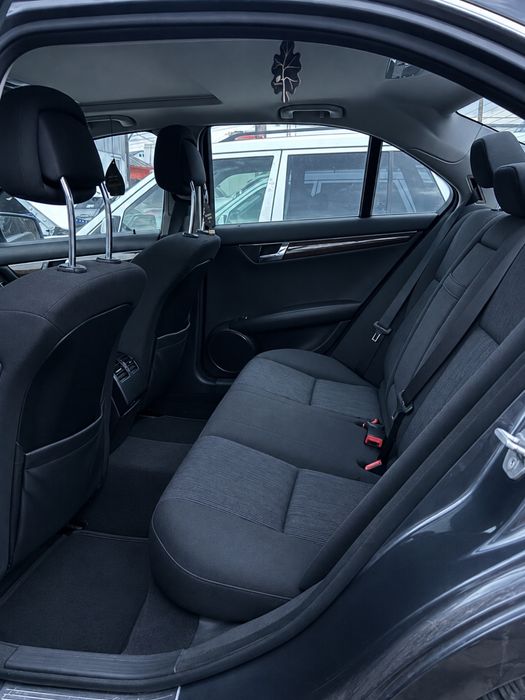 MERCEDES-BENZ C-Class 2010 — imagine 5