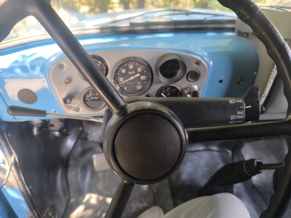 Bezavoz benzin tashuvchi mashina sigʻimi 5 .2 tonna