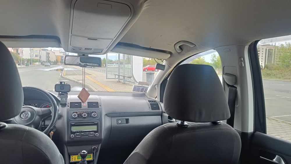 VW Touran 2011 7 местен