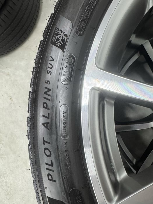 Jante Porsche Cayenne R21 Coupe E3 Originale Exclusiv Design Michelin De iarna